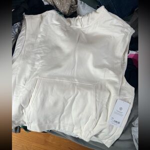 Athleta cocoon sweat shirt with tags still on